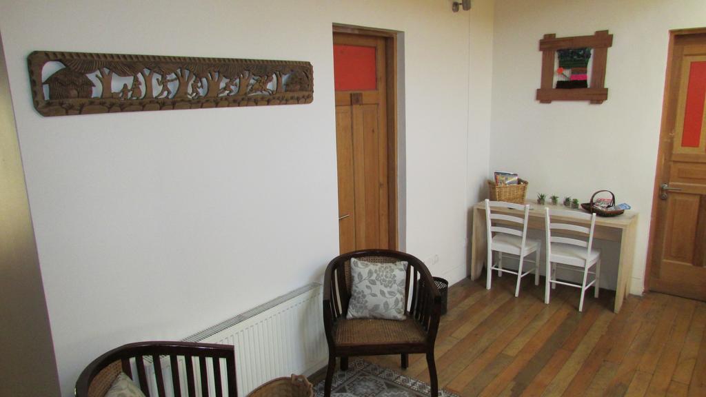 Hostal Caracol Сантьяго Экстерьер фото